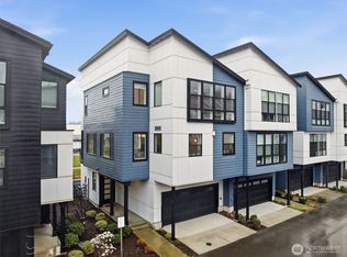 220 Towns At Canyon Park, Bothell, WA 98021
