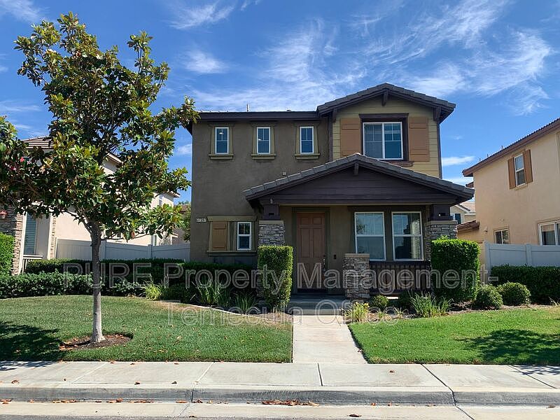1st image of 37287 Ascella Ln