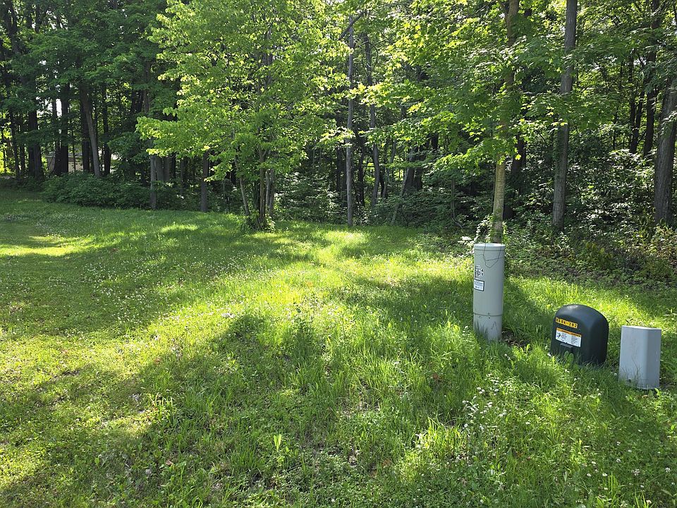 1st image of 17643 Summerhill Ln #60