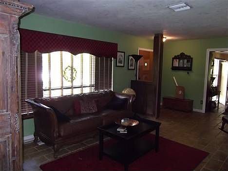 5th image of 1383 Plumosa Dr