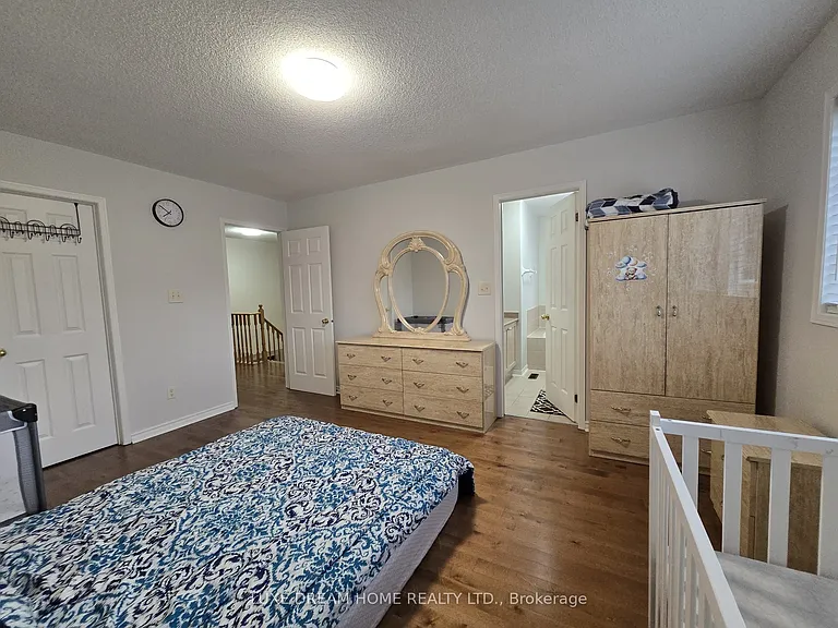 423 Huntington Ridge Dr — Photo 11