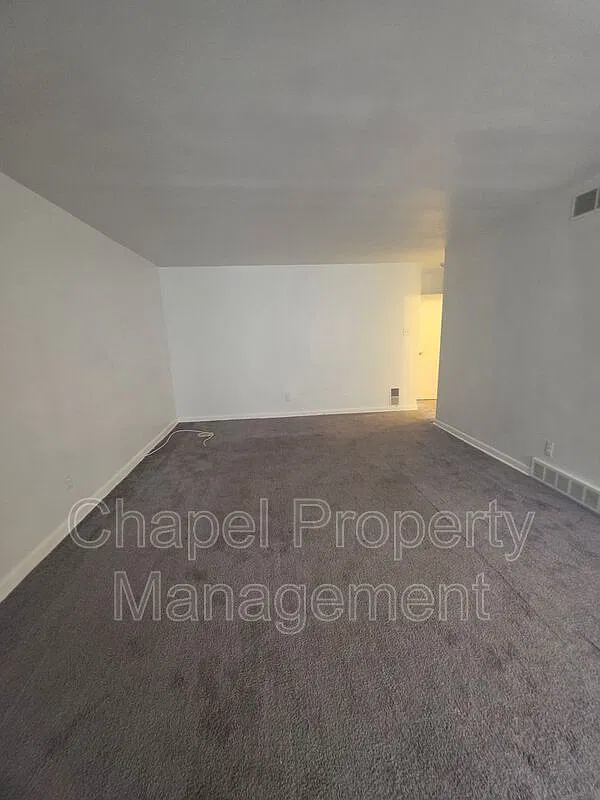 2 bed, 1.0 bath, 1037 sqft, $1,395 — Photo 4