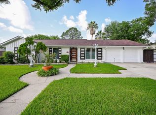 10346 Carlow Ln, La Porte, TX 77571