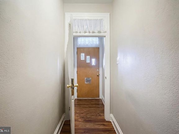 5th image of 213 Parkway Blvd