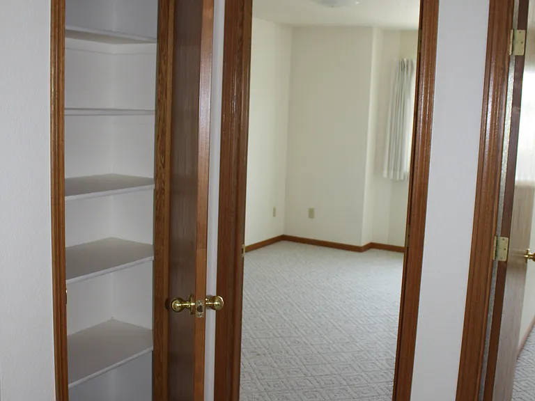 502 Haven Dr — Photo 9