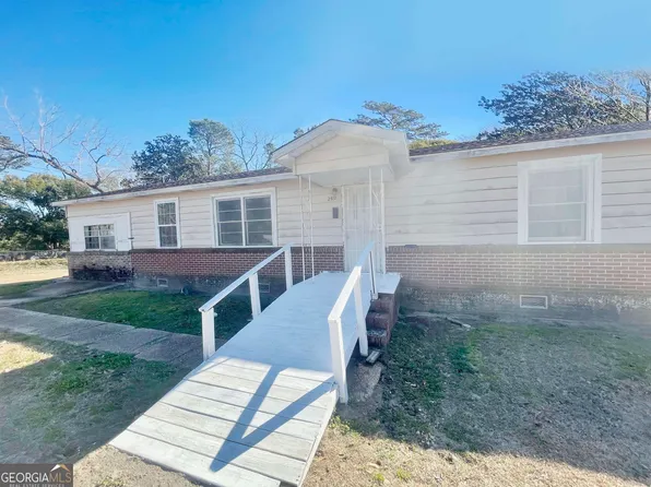 260 11th Ave NE, Cairo, GA 39828
