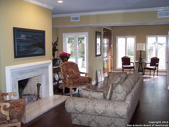 4th image of 8000 Donore Pl