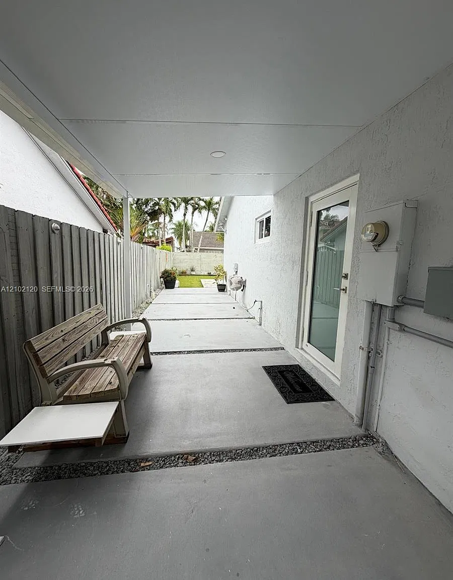 Poinciana South Sec 1 — Photo 4