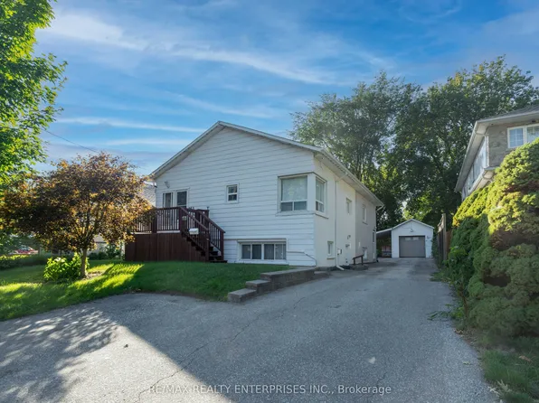 161 Angelene St, Mississauga, ON L5G 1X1