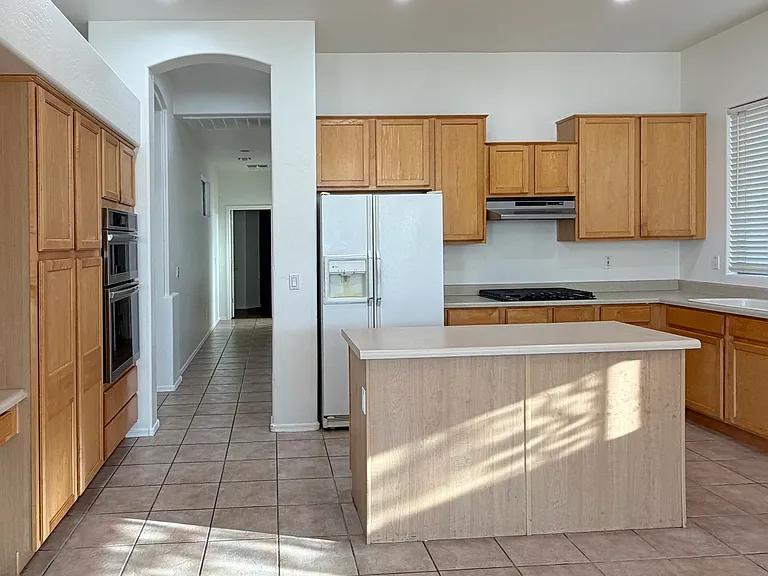 2120 E Flintlock Way — Photo 24