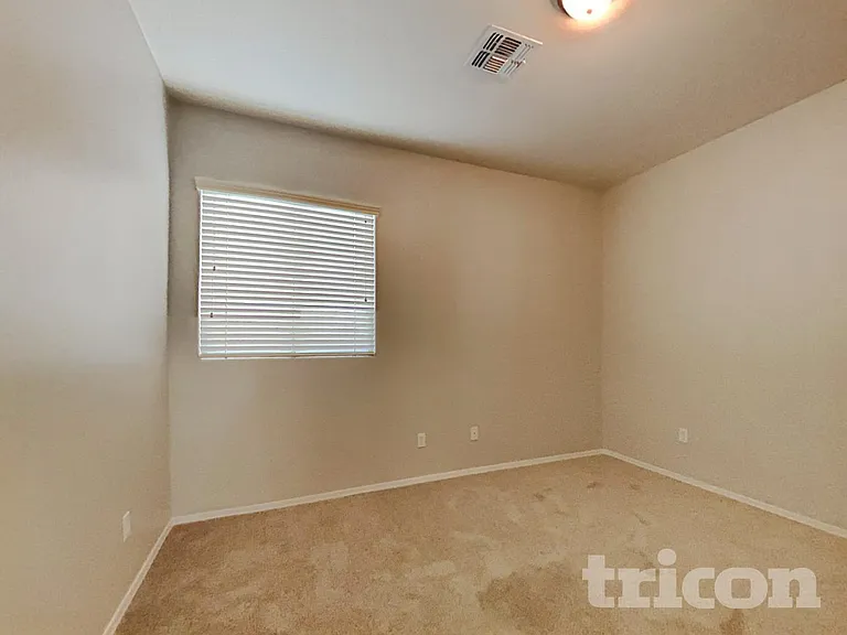 45209 W Miraflores St — Photo 12