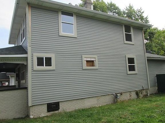 2nd image of 639 W 30th St