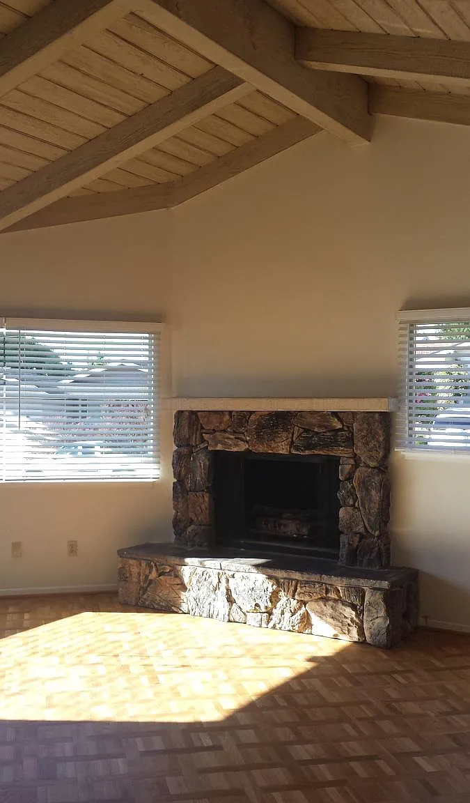 3 bed, 1704 sqft, $4,925 — Photo 3