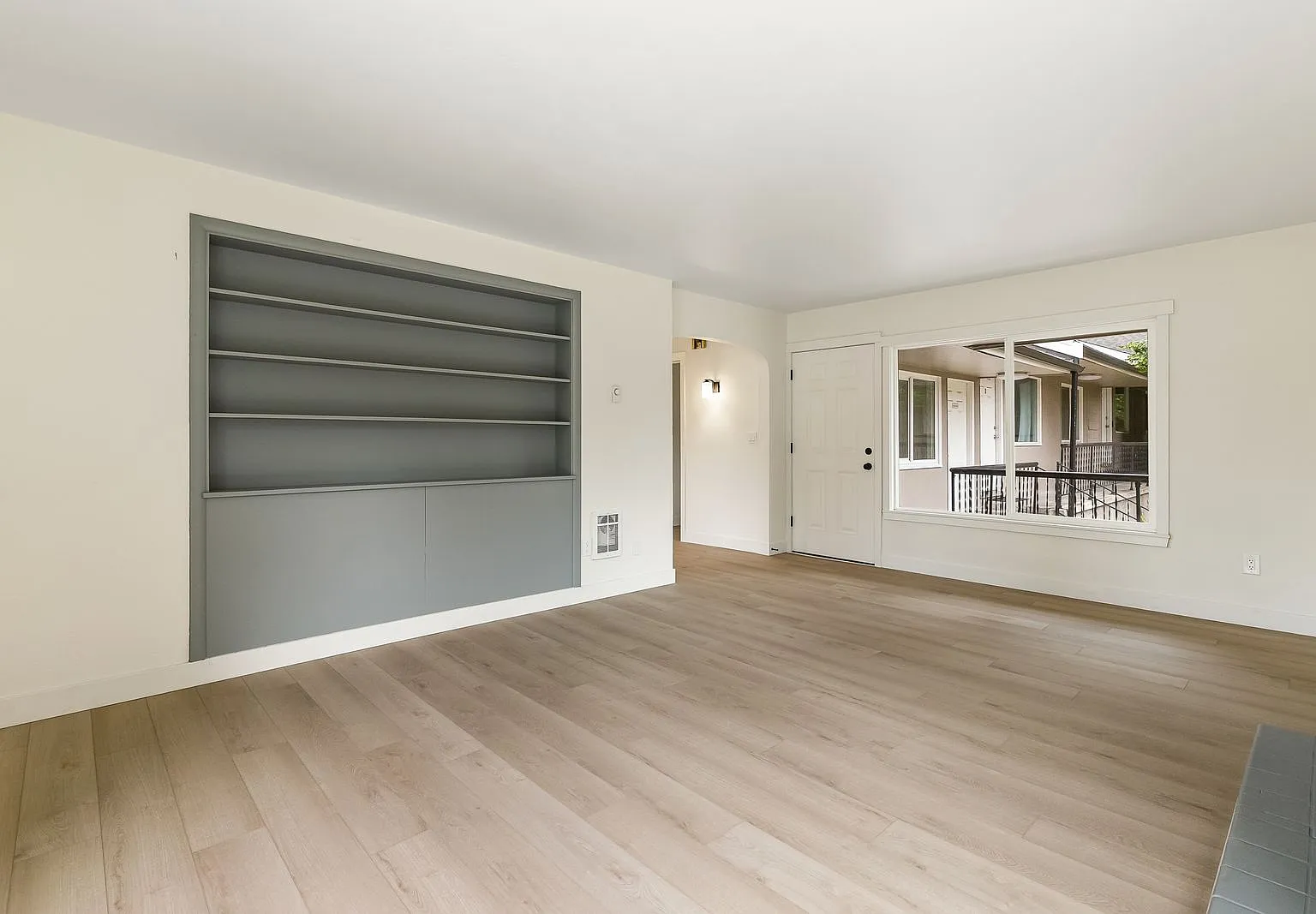 2 bed, $1,795 — Photo 4