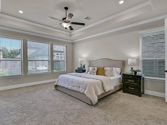 4th image of 1645 Longwood Glen Ln