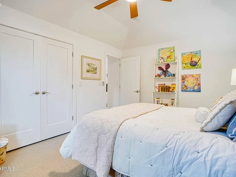 3230 E Colter St — Photo 20