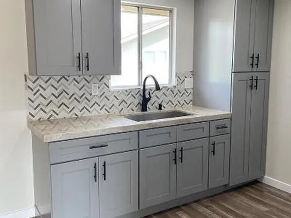 1738 E Fairfield Ct Suite 4, Ontario, CA 91761