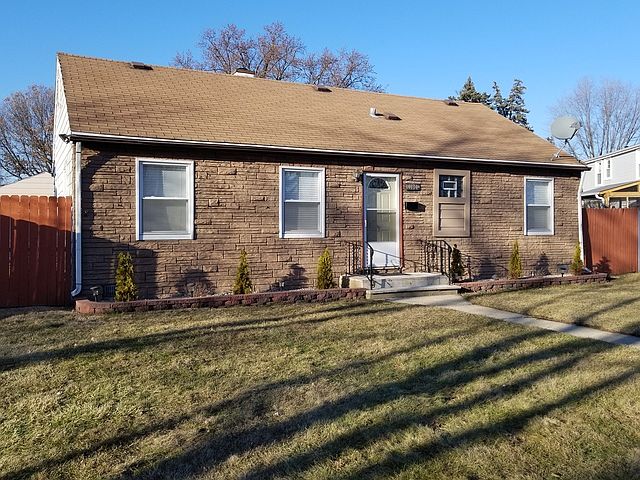 1st image of 10124 Nevada Ave