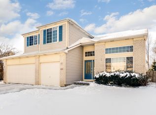 111 Chelsea Ave, Sugar Grove, IL 60554