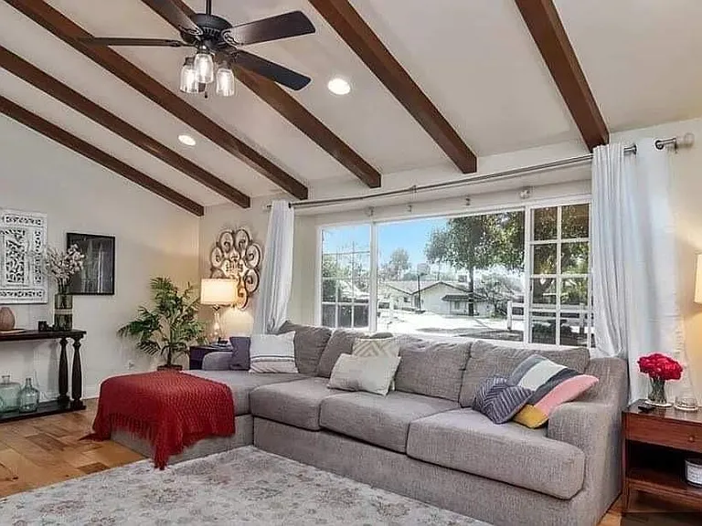 830 Cookie Ln — Photo 4
