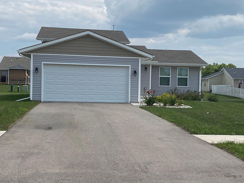 1st image of 2983 Meadowlark Ln