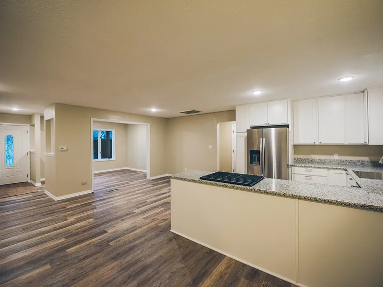 2525 N Azalea Ter — Photo 2