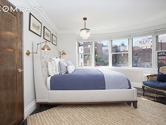 3rd image of 14 Horatio St APT 3F