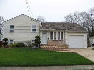 919 Washington St, Baldwin, NY 11510