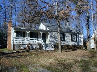 7300 Full Rack Dr, Midlothian, VA 23112