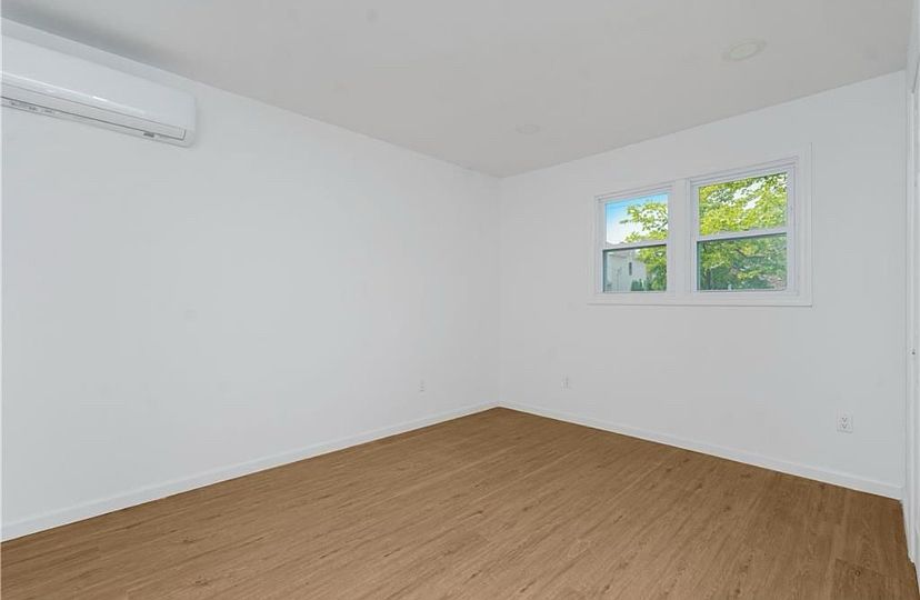 1st image of 117 E South St