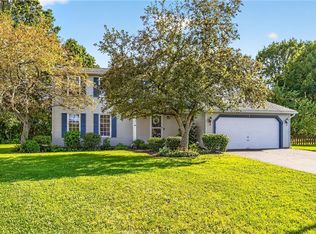 8 Yellowrose Cir, Brockport, NY 14420