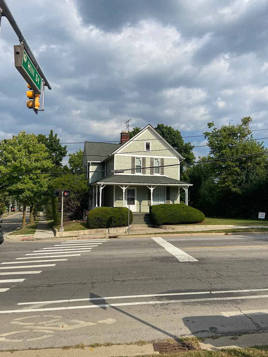 Building Photo - 801 S Main St #1