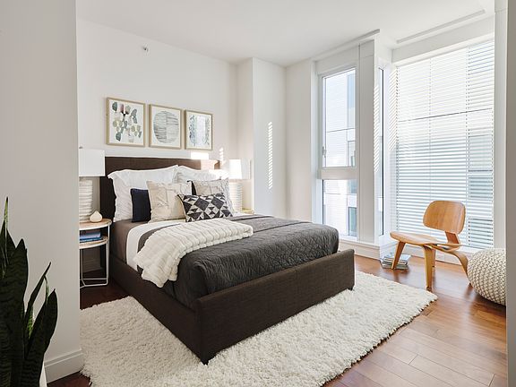 3rd image of 555 Fulton St #8YP0CE