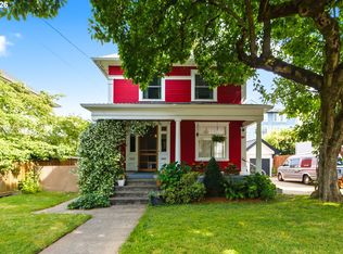 2003 NE Halsey St, Portland, OR 97232
