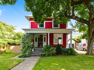 2003 NE Halsey St, Portland, OR, 97232