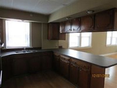 4th image of 3261-3263 Ivanhoe Ave