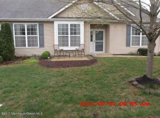 21 Winkle Ct, Whiting, NJ 08759