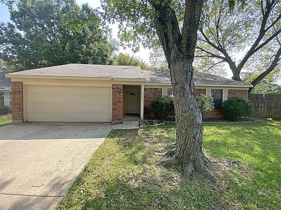 3rd image of 3901 Sweetgum Ct