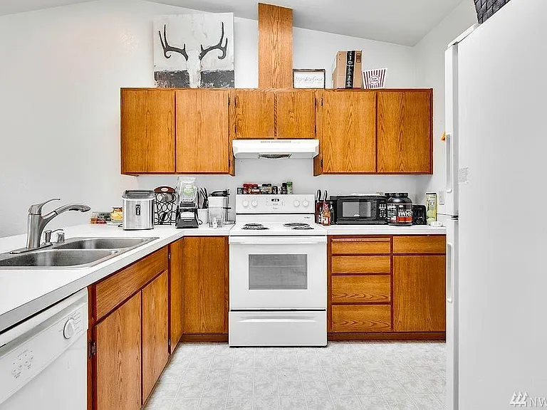 9602 51st Ave NE #A — Photo 8