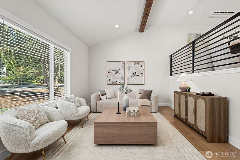 5th image of 17409 NE 136th Street