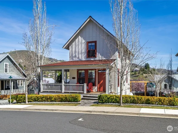 540 Porcupine Lane, Chelan, WA 98816