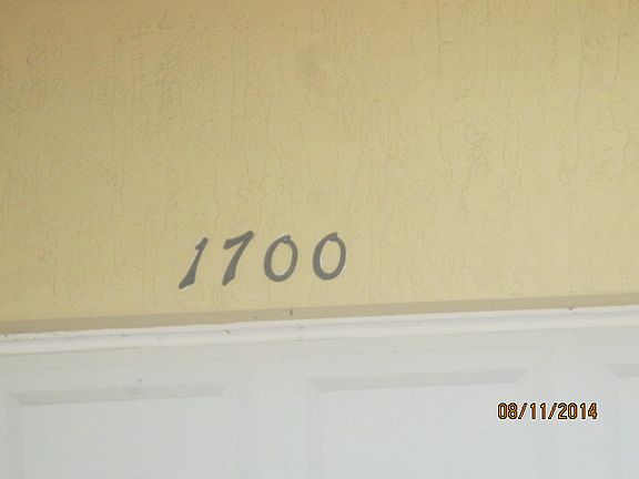 2nd image of 1700 SW 81st Way