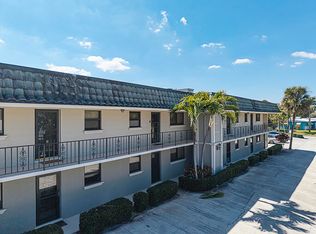 714 Northlake Court #208, North Palm Beach, FL 33408