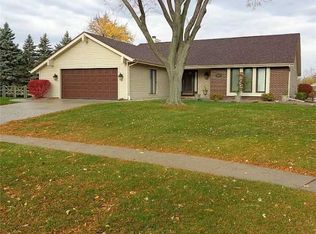 26663 Brentfield Rd, Perrysburg, OH 43551