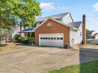 2331 Vixen St NW, North Canton, OH 44720