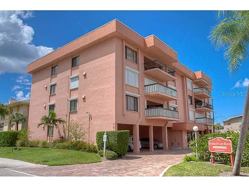 131 Garfield Dr #4C Photo 1