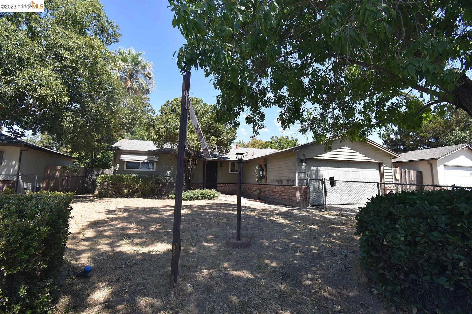 10401 Buena Plaza Cir photo 1