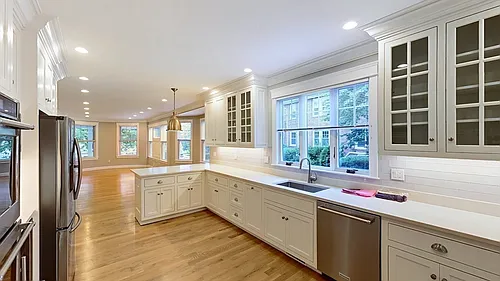 125 Westbourne Ter #1 Photo 1
