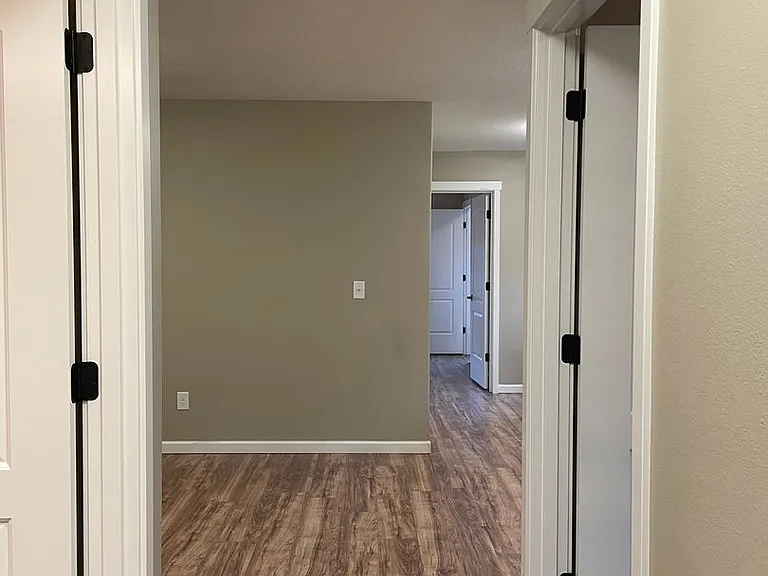 2641 NE 130th Ct — Photo 35