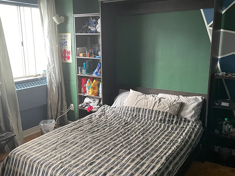 650 Parliament St #911 — Photo 3